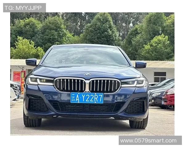 宝马携手足球明星推出限量版豪华汽车助力运动梦想