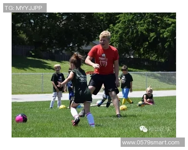 如何通过社交活动和足球明星建立联系与友谊的方法与技巧