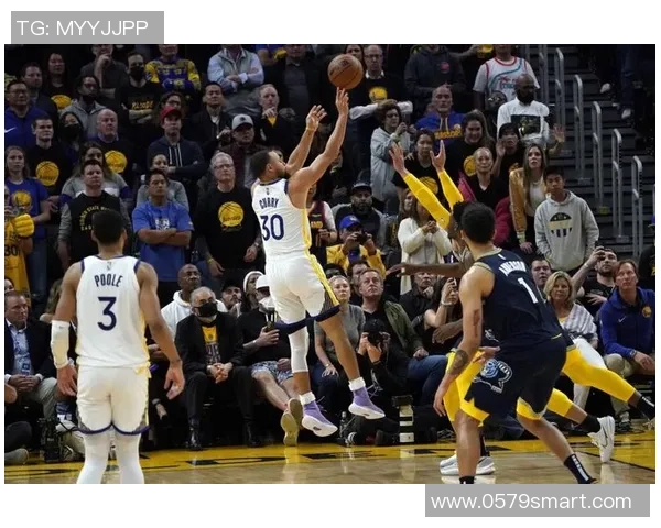 提升心理素质助力深圳篮球队在赛场上逆风翻盘的策略探讨