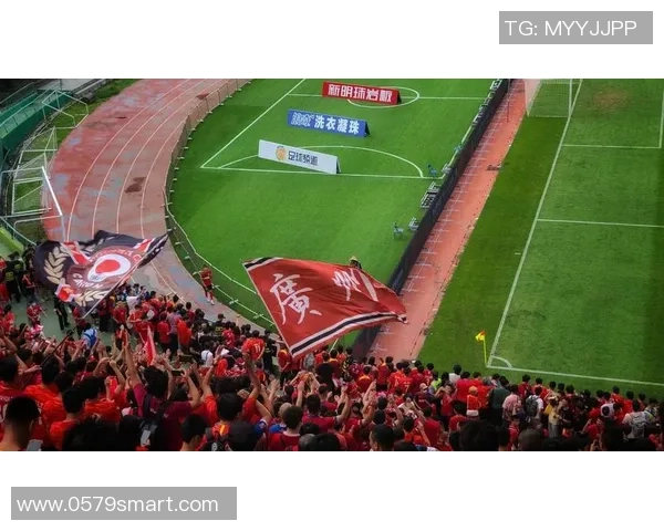 赛后分析广州足球队与武汉足球队的表现及状态对比 赛后分析广州足球队与武汉足球队的表现及状态对比