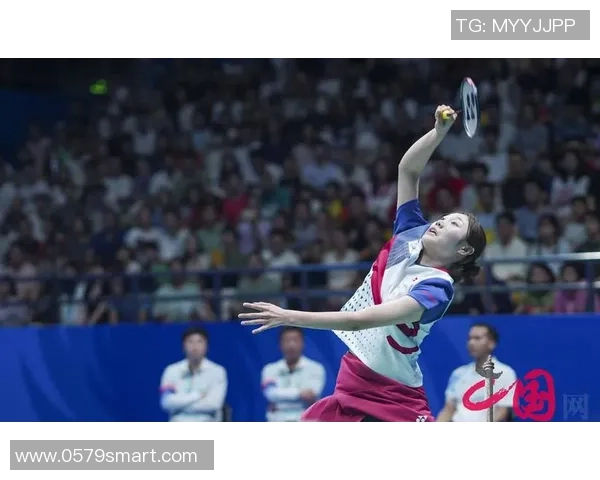 成都羽毛球队在联合会杯中的拼搏历程与荣耀时刻回顾